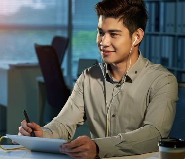 3 Loại Nhạc Tăng Khả Năng Tập Trung Làm Việc Hiệu Quả