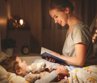 Đọc Sách Cho Bé Nghe Và Những Lợi Ích Không Ngờ