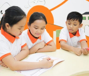 Học cùng bé 3 tuổi