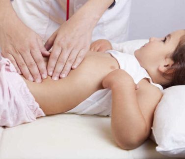 Trẻ Bị Trào Ngược Dạ Dày Cần Phải Làm Gì?