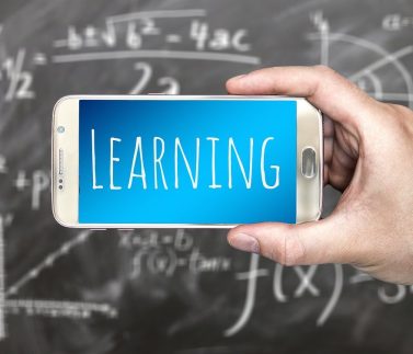 Học Online Bằng Điện Thoại Như Thế Nào Cho Hiệu Quả?