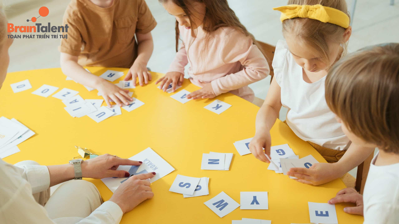 Khi trẻ cảm thấy học là niềm vui, khả năng ghi nhớ nhanh và lâu sẽ được cải thiện đáng kể Khi trẻ cảm thấy học là niềm vui, khả năng ghi nhớ nhanh và lâu sẽ được cải thiện đáng kể