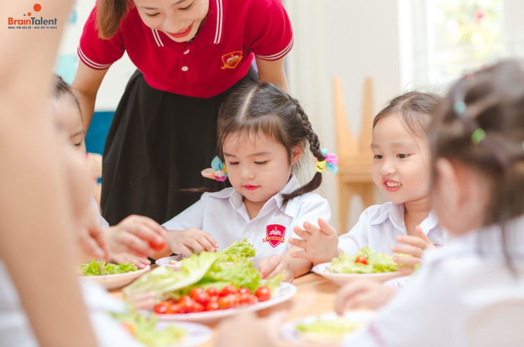 Khám phá chương trình kỹ năng sống cho bé lớp 1, cùng các lớp giáo dục kỹ năng sống cho trẻ lớp 5 và kỹ năng sống cho học sinh lớp 4. Khám phá chương trình kỹ năng sống cho bé lớp 1, cùng các lớp giáo dục kỹ năng sống cho trẻ lớp 5 và kỹ năng sống cho học sinh lớp 4.