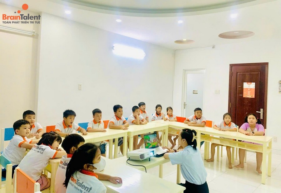 Toán tư duy tại BrainTalent