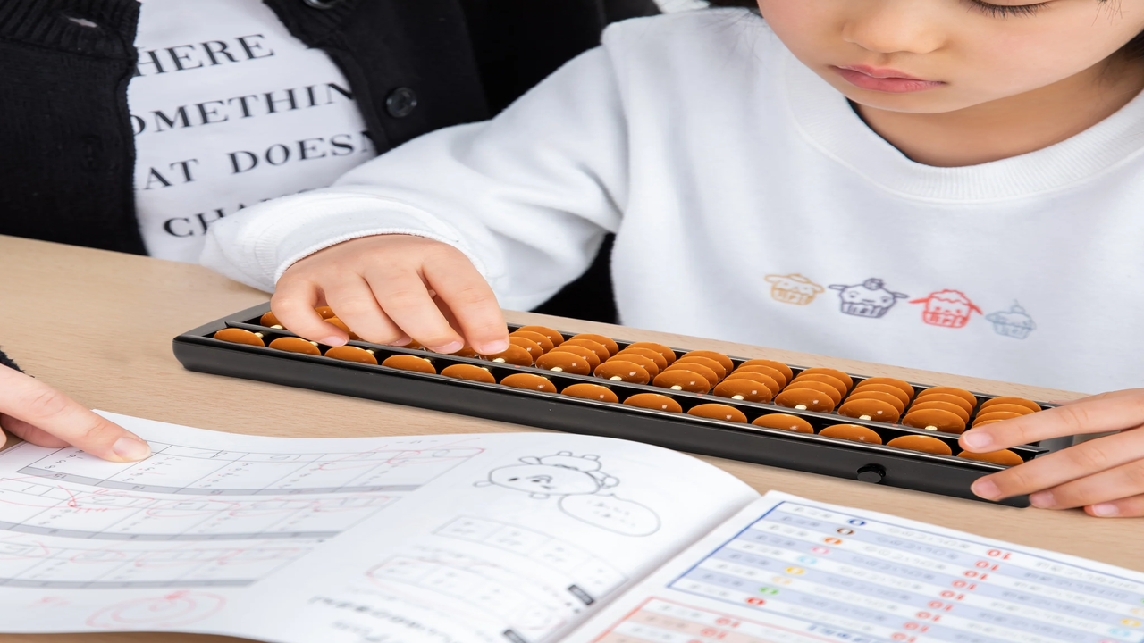 Có Nên Cho Bé Học Toán Soroban? Khám Phá Cách Học Toán Soroban Hiệu Quả Nhất Cho Trẻ