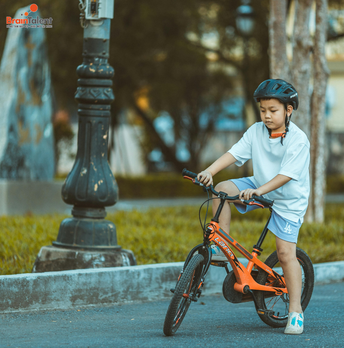 Những lưu ý khi hướng dẫn các nhóm kỹ năng sống cho bé